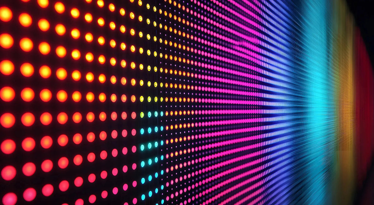 Red, green and blue LED light compared, representing the wavelengths tested for their effect on endothelial cells and wound healing